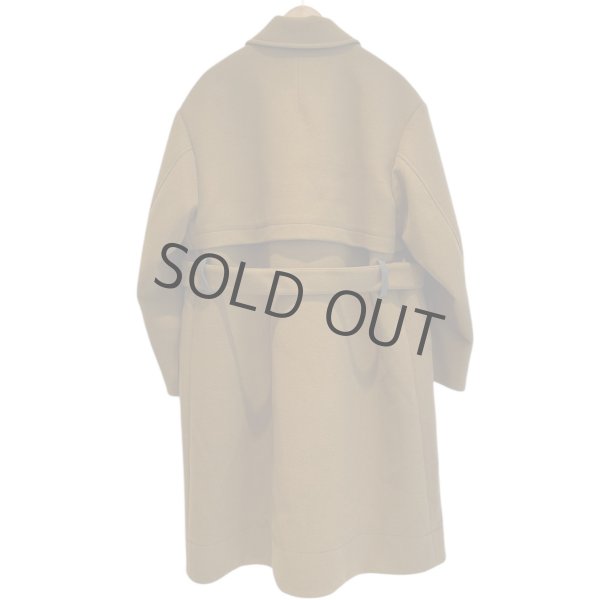 画像2: TAUPE/NEEDLE BELTED LONG COAT (CAMEL) (2)